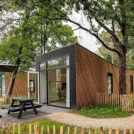 In With Enclosed Garden 3* Schaijk